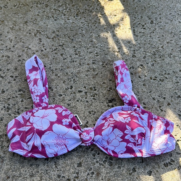 LAST ONE FLORAL BIKINI SET - Picture 3 of 6